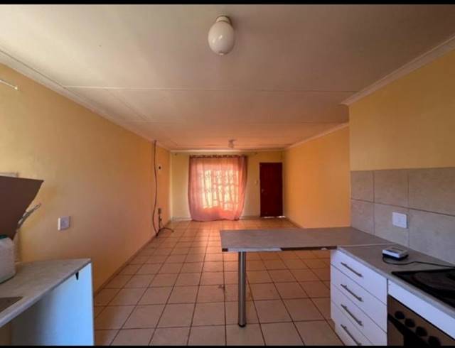 3 BEDROOM HOUSE FOR SALE IN DAWN PARK EXT